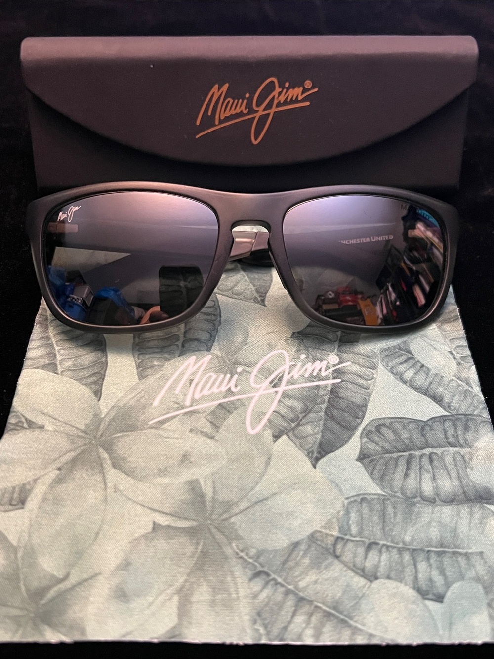 MAUI JIM , SOUTH SWELL Manchester United ,OFFICIAL sunglasses 😎 made in ITALY 🇮🇹